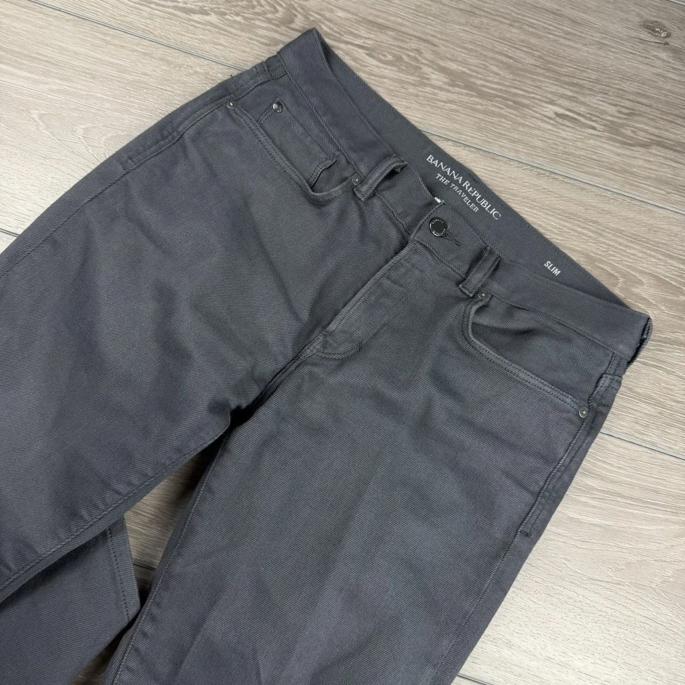 Banana Republic Men's The Traveler Slim Fit Denim Jeans Grey Size 33x30